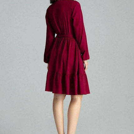 Elegant Floral Midi Dress with Stylish Envelope Neckline - Très Elite