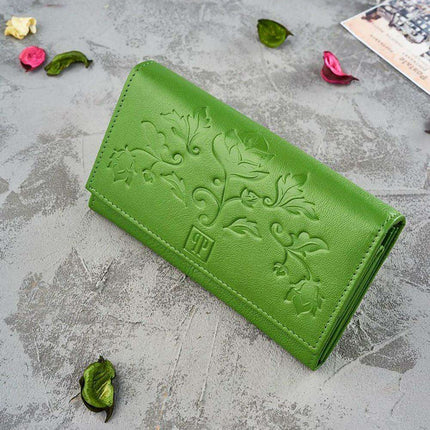 Elegant Floral RFID Leather Wallet for Women with Spacious Compartments