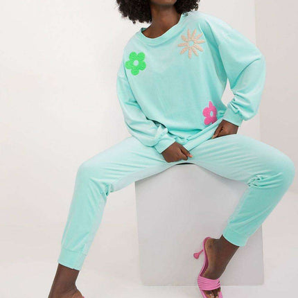 Elegant Floral Velour Lounge Set For Women Cozy Homewear - Très Elite