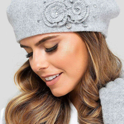 Elegant Floral Wool Beret for Winter Style - Très Elite