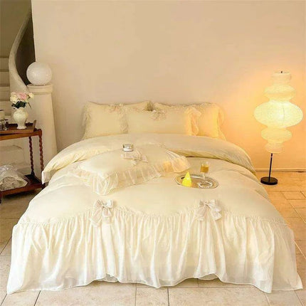 Elegant French Lace Ruffled Duvet Cover Set - Luxurious Bedding Ensemble with Bow Accents, Soft Sheets and Pillowcases - Très Elite
