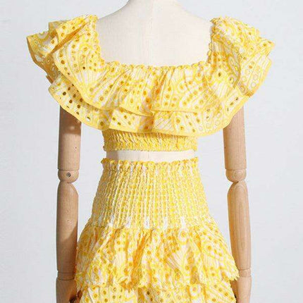 Elegant French-Style Outfit with Whimsical Fungus Accents - Très Elite
