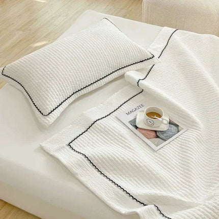 Elegant French-Style Summer Quilt Set with Bubble Yarn - Skin-Friendly - Très Elite