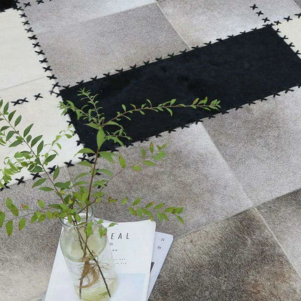Elegant Genuine Cowhide Leather Carpet for Modern Living Spaces - Très Elite