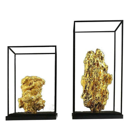 Elegant Golden Mountain Resin Tabletop Accents for Luxurious Living Spaces - Très Elite