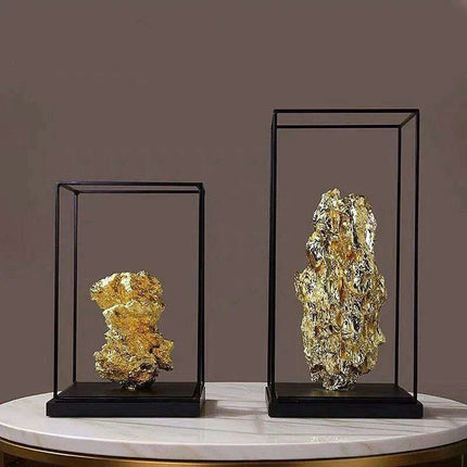 Elegant Golden Mountain Resin Tabletop Accents for Luxurious Living Spaces - Très Elite