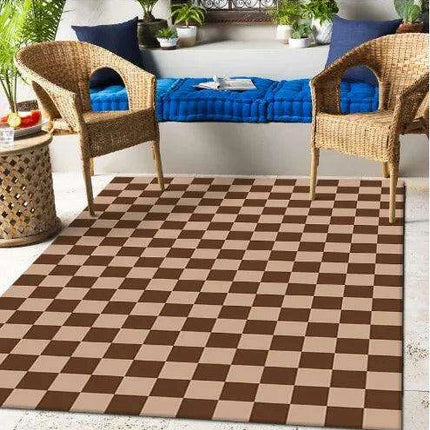 Elegant Green Checkerboard Area Rug for Sophisticated Home Interiors..