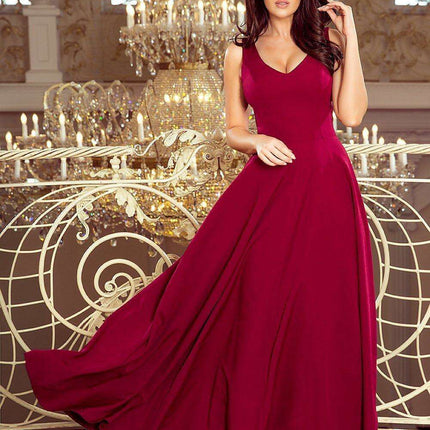 Elegant Green Maxi Gown - Timeless Charm - Très Elite