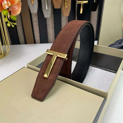 Elegant Grey Leather Belt with Classic Brass T Buckle - A Must-Have for Men - Très Elite