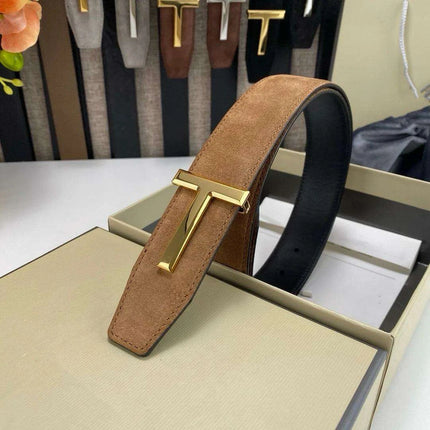 Elegant Grey Leather Belt with Classic Brass T Buckle - A Must-Have for Men - Très Elite