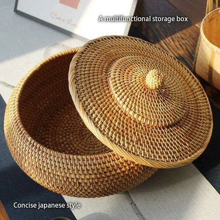 Elegant Handwoven Rattan Storage Chest - Stylish Organizer for Any Room - Très Elite