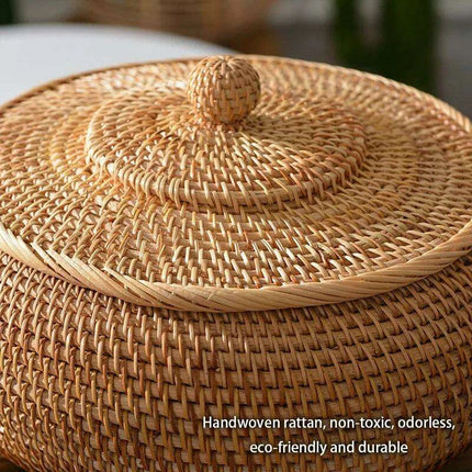 Elegant Handwoven Rattan Storage Chest - Stylish Organizer for Any Room - Très Elite