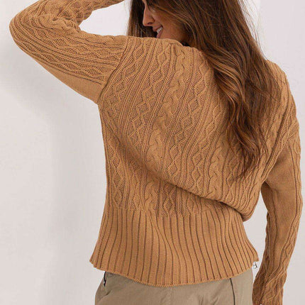 Elegant Heart-Embellished Knit Cardigan - Très Elite