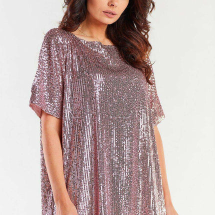 Elegant Heart Neckline Evening Gown - Crafted in Poland