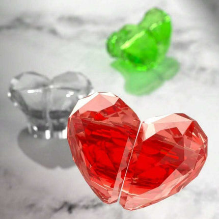 Elegant Heart-Shaped Flush Button - A Touch of Style for Your Bathroom - Très Elite