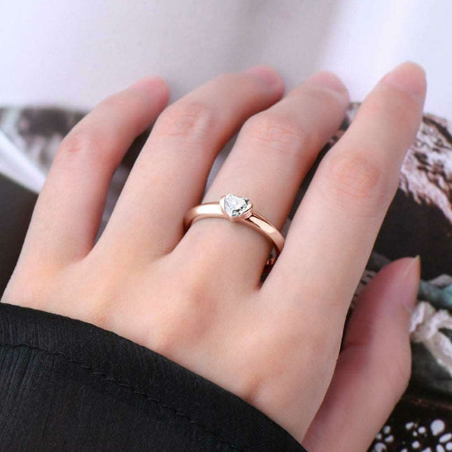 Elegant Heart-Shaped Rose Gold Solitaire Ring with Lab-Created Diamond