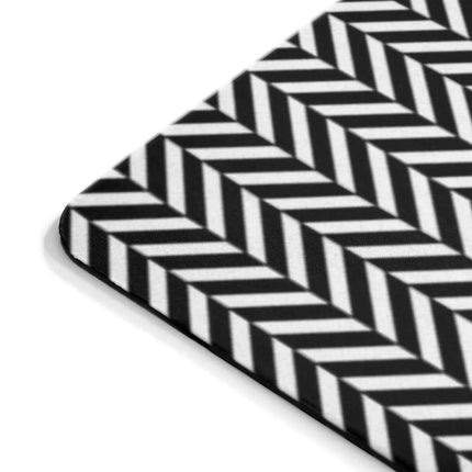 Elegant Herringbone Mouse Pad for a Stylish Workspace Upgrade - Très Elite
