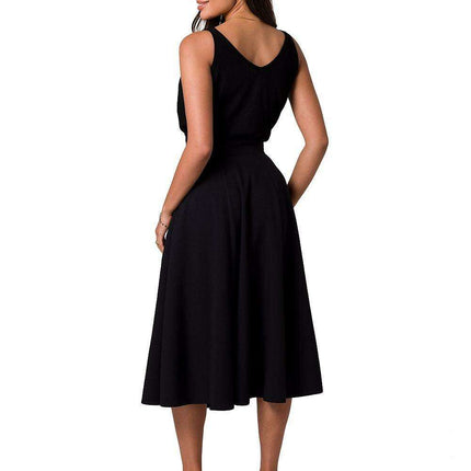 Elegant High-Waisted Flared Midi Skirt with Button Accents - Très Elite
