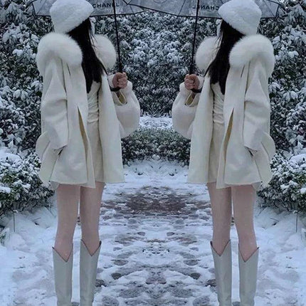 Elegant Hooded Cashmere Wool Winter Coat with Stylish Belt - Très Elite