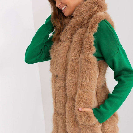 Elegant Hooded Faux Fur Vest for Stylish Warmth - Très Elite