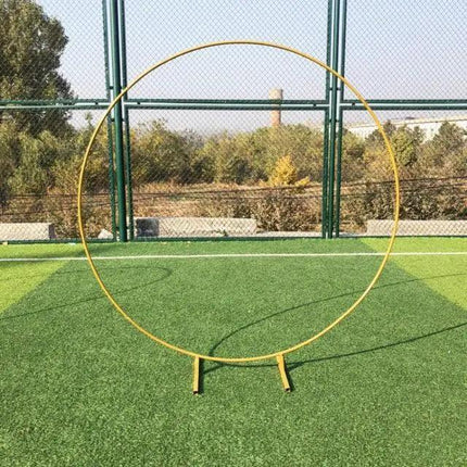 Elegant Iron Circle Wedding Arch: Transform Your Wedding Venue into a Fairytale Setting