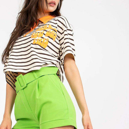 Elegant Italian Zip Front Shorts With Coordinating Belt - Très Elite