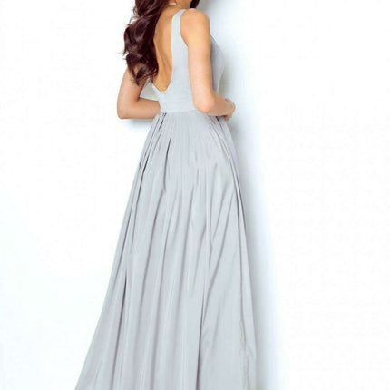 Elegant Ivory Chiffon Bridal Gown European Style Dress - Très Elite