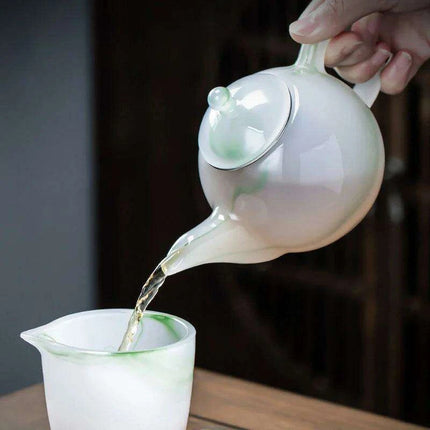 Elegant Jade Green Porcelain Tea Set - Deluxe Brewing Experience - Très Elite