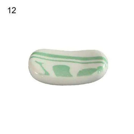 Elegant Japanese Ceramic Chopstick Holder - Stylish Anti-Slip Accessory for Refined Dining Experiences - Très Elite