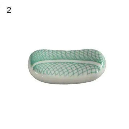 Elegant Japanese Ceramic Chopstick Holder - Stylish Anti-Slip Accessory for Refined Dining Experiences - Très Elite
