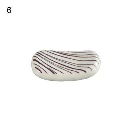 Elegant Japanese Ceramic Chopstick Holder - Stylish Anti-Slip Accessory for Refined Dining Experiences - Très Elite