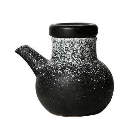 Elegant Japanese Ceramic Jar for Oils and Vinegars - Stylish Culinary Storage Solution - Très Elite