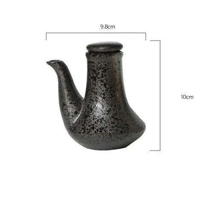 Elegant Japanese Ceramic Jar for Oils and Vinegars - Stylish Culinary Storage Solution - Très Elite