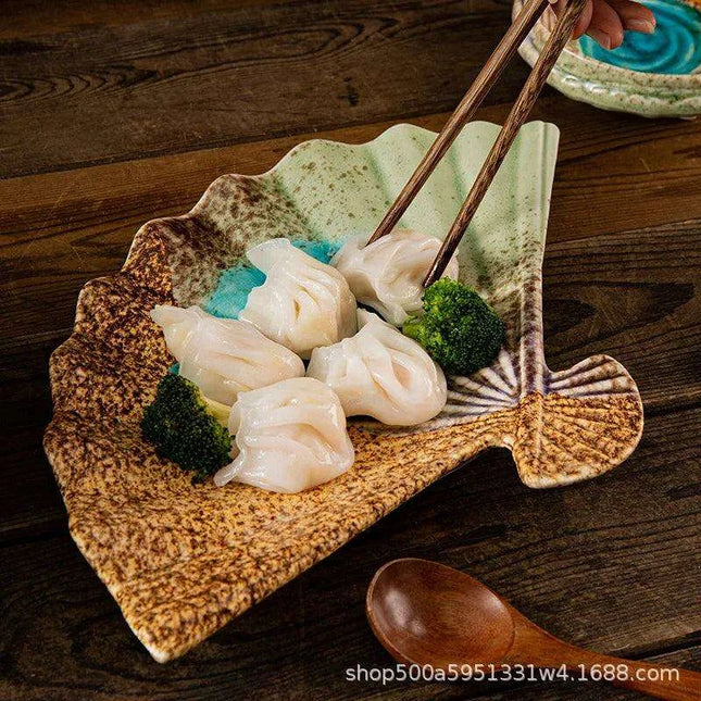 Elegant Japanese Ceramic Plate Collection for Stylish Dining - Très Elite