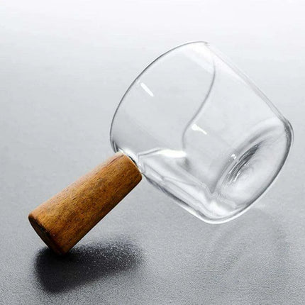 Elegant Japanese-Inspired Borosilicate Glass Serving Pan with Comfortable Handle - Stylish Mini Server for Milk and Sauces - Très Elite