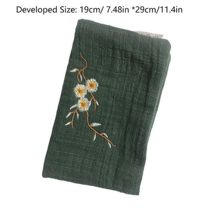 Elegant Japanese Matcha Tea Towel Set with Bamboo Whisk and Floral Design - Très Elite