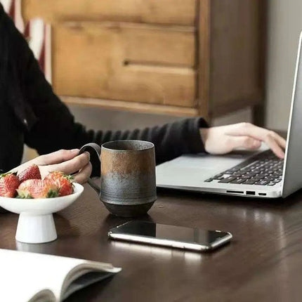 Elegant Japanese Stoneware Mug - Très Elite