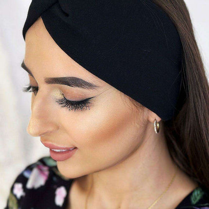 Elegant Knitted Cotton Headband With Stylish Knot For Winter - Très Elite