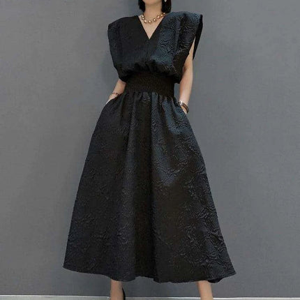 Elegant Korean White V-neck Sleeveless Summer Dress with Comfortable Elastic Waist