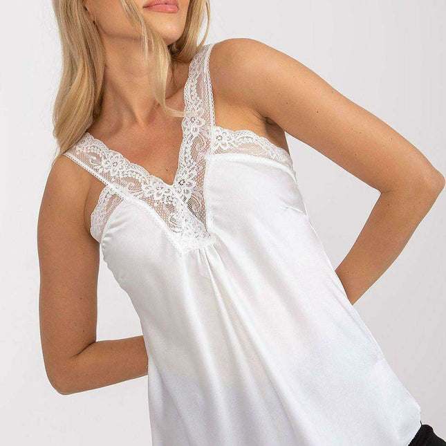 Elegant Lace-Accented Satin Sleep Chemise - Très Elite
