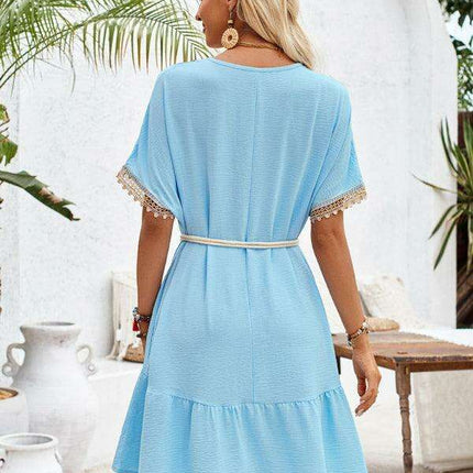 Elegant Lace-Embellished V-Neck Dress with Adjustable Waist Belt - Très Elite