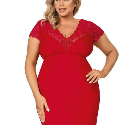 Elegant Lace Nightgown for Curvy Bodies - Très Elite