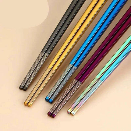Elegant Laser Engraved Stainless Steel Chopsticks with Non-Slip Grip for Sushi and Noodle Lovers - Très Elite