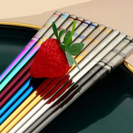 Elegant Laser Engraved Stainless Steel Chopsticks with Non-Slip Grip for Sushi and Noodle Lovers - Très Elite