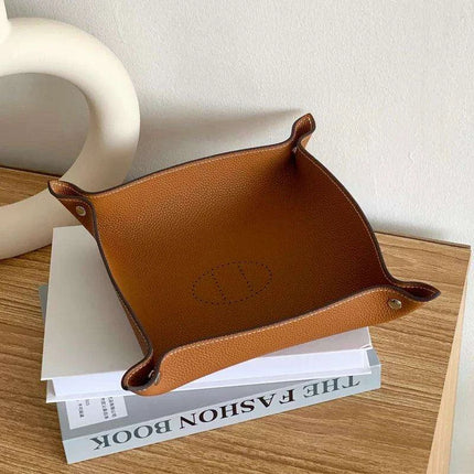 Elegant Leather Desk Tray Organizer for Keys, Jewelry, and Essentials - Stylish Storage Solution - Très Elite
