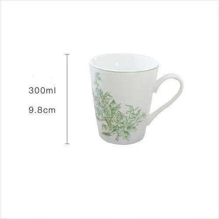 Elegant Lily of the Valley Porcelain Dining Set - Très Elite