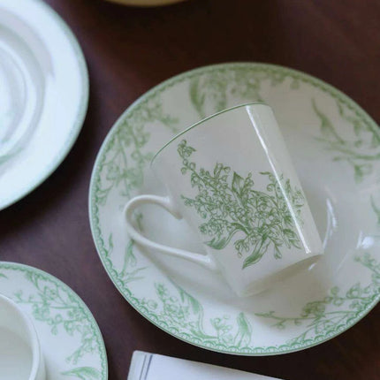 Elegant Lily of the Valley Porcelain Dining Set - Très Elite
