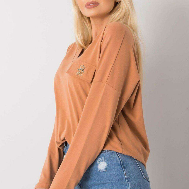 Elegant Long-Sleeved Cotton Top with Stretchy Fabric