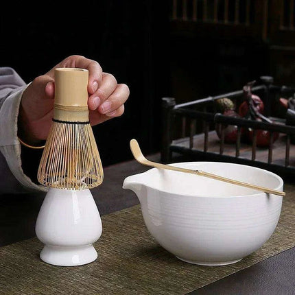 Elegant Matcha Tea Ceremony Set with Traditional Bowls, Whisk, and Accessories - Très Elite