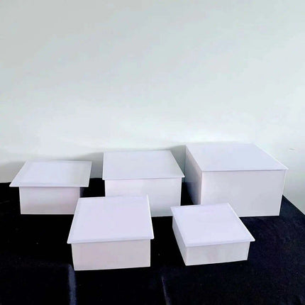 Elegant Metal Pastry Display Stand for Premium Events and Celebrations- Très Elite- Très Elite